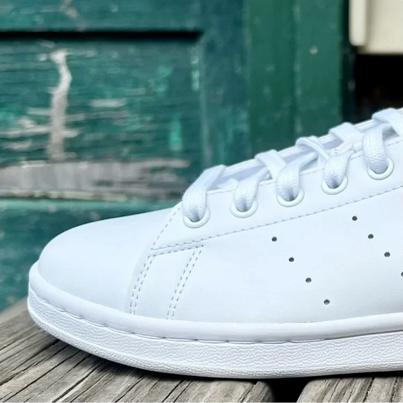 Adidas Stan Smith Sneakers - White/Navy - Men’s Size 9 - Picture 4 of 12